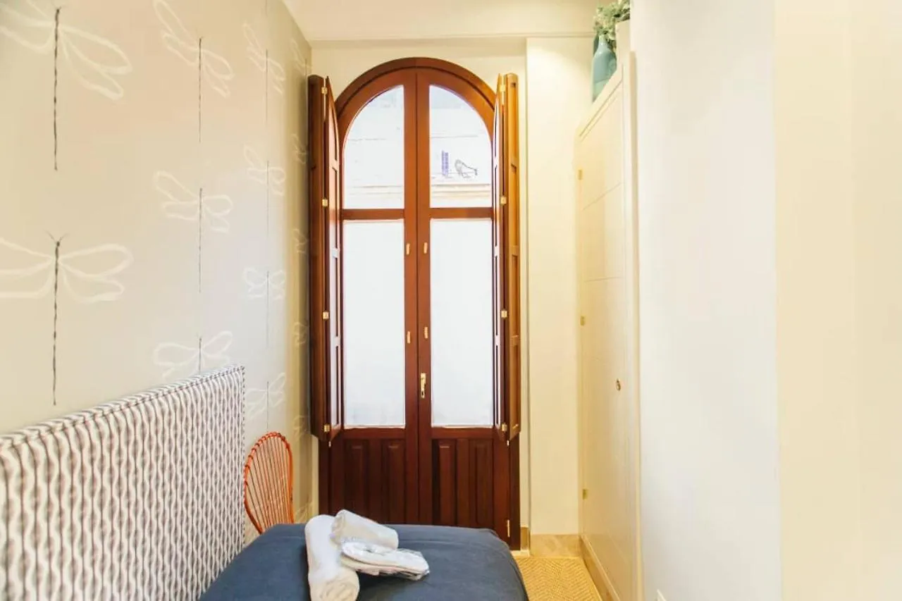 New With Height- 2Bd 1Bth- Pajaritos Apartment Seville Spain